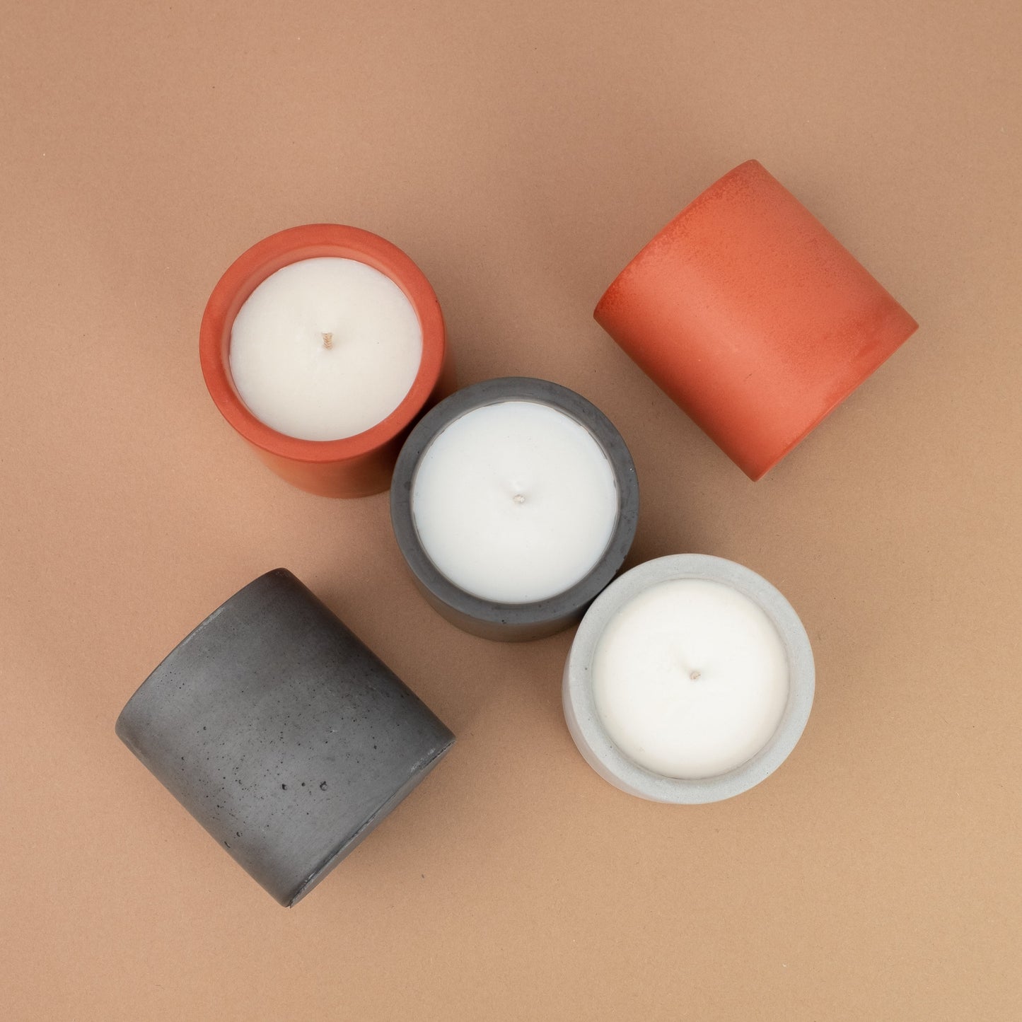 Контейнер бетоний для виготовлення свічки